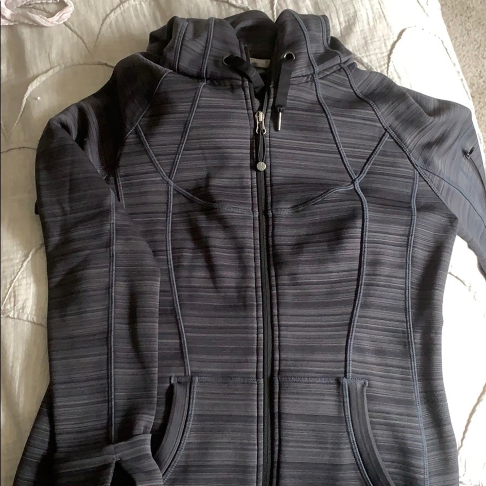 Athleta Jacket in prime condition!